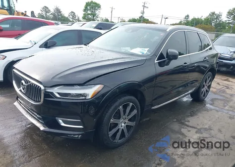 2018 Volvo Xc60 T5 Inscription z USA, uszkodzony, nr VIN YV4102RL2J1040828